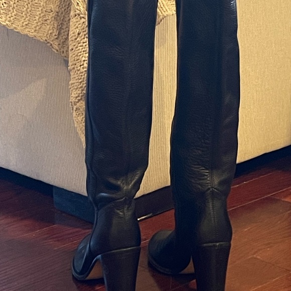 Genuine suede Gucci boots,no box - Picture 3 of 4